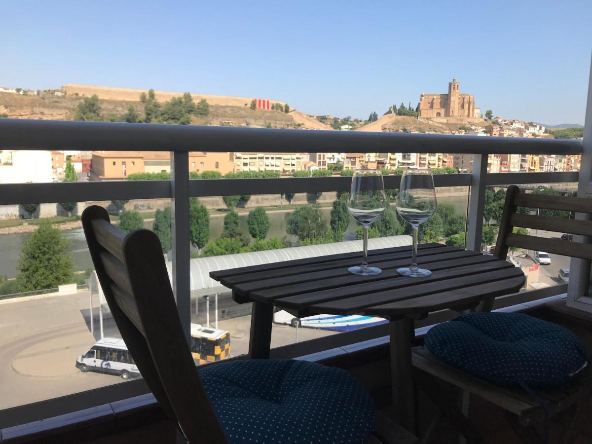 Apartamento Recien Reformado Con Vistas Al Rio Balaguer Dış mekan fotoğraf